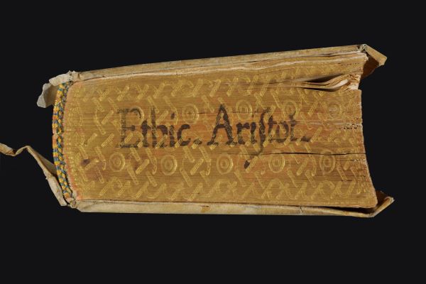French - Guided Exhibit tour: Textures of Book History